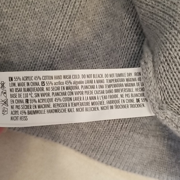 Endless Rose ruffle sweater - Picture 5 of 5